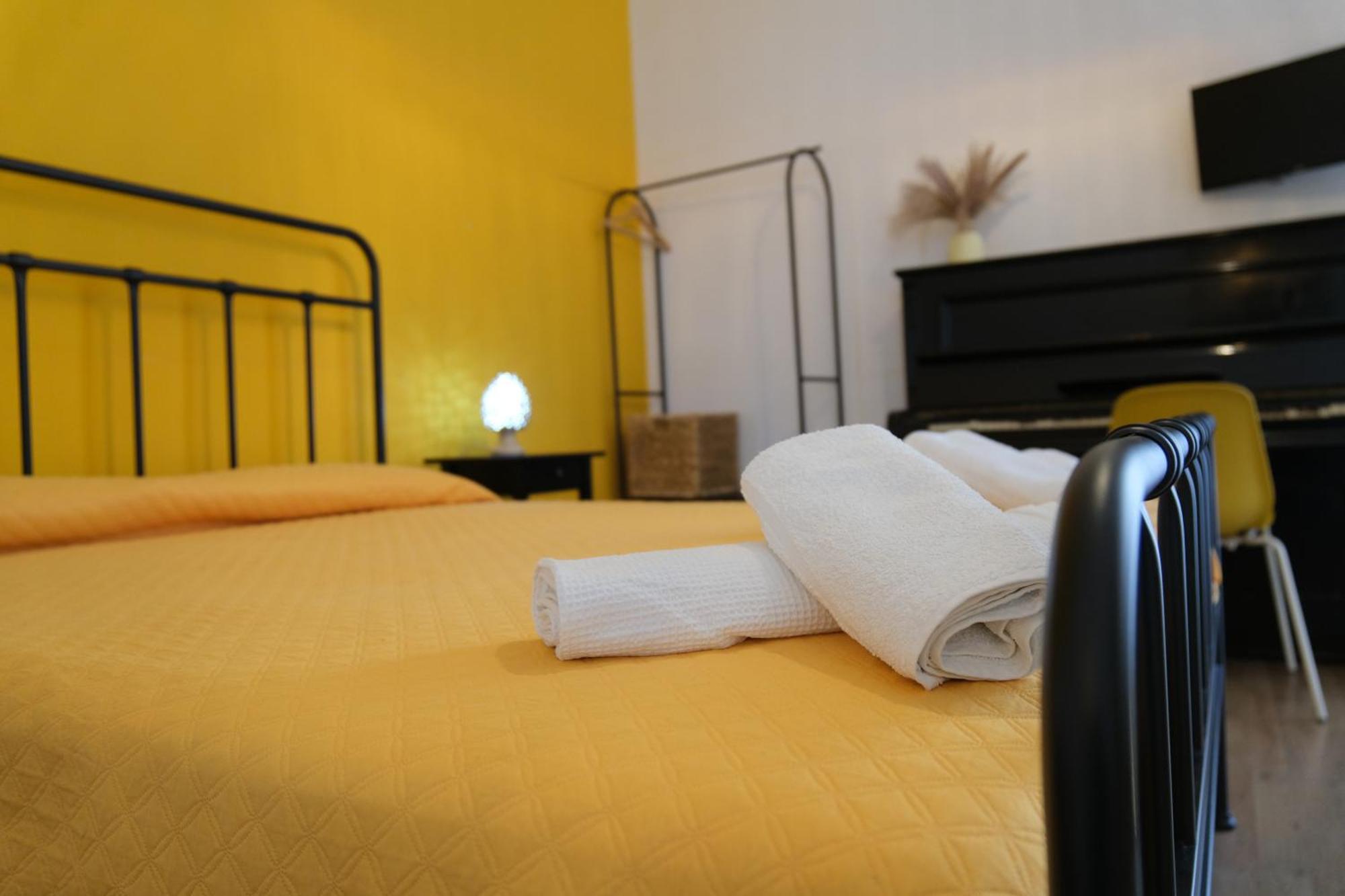 B&B Tarumbo Νάπολη Εξωτερικό φωτογραφία
